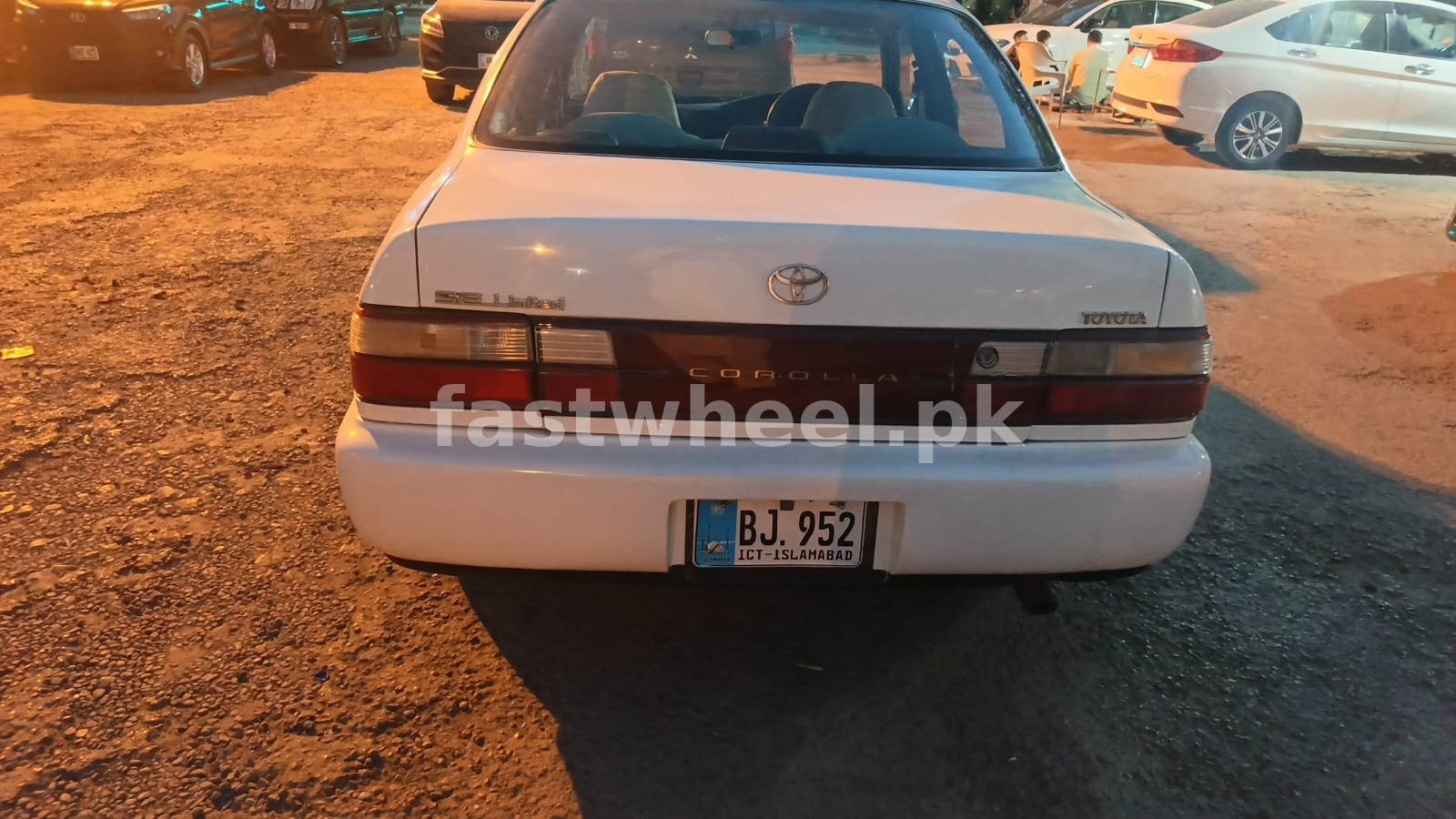 Toyota Corolla XE