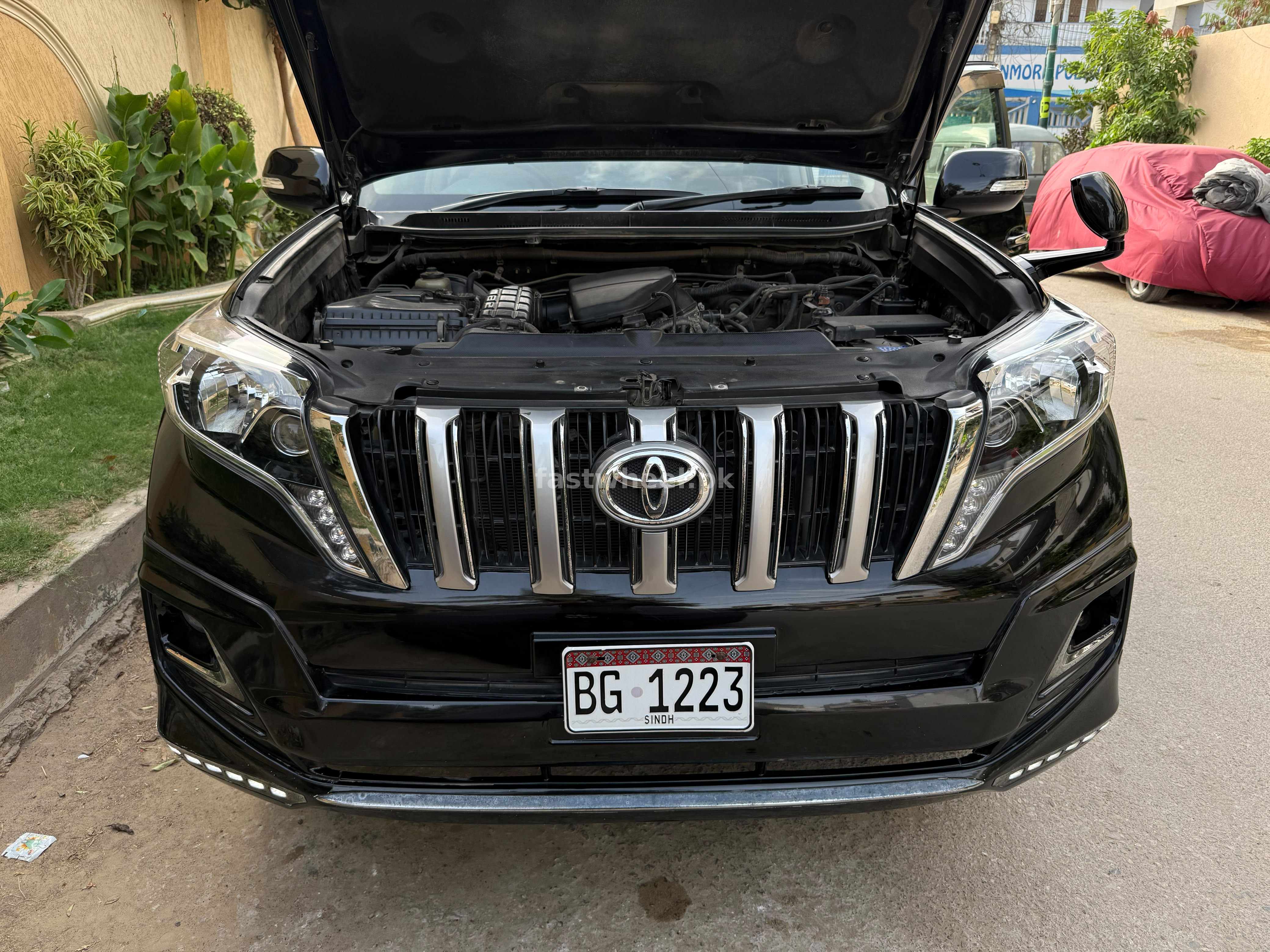 Toyota Prado (2011)