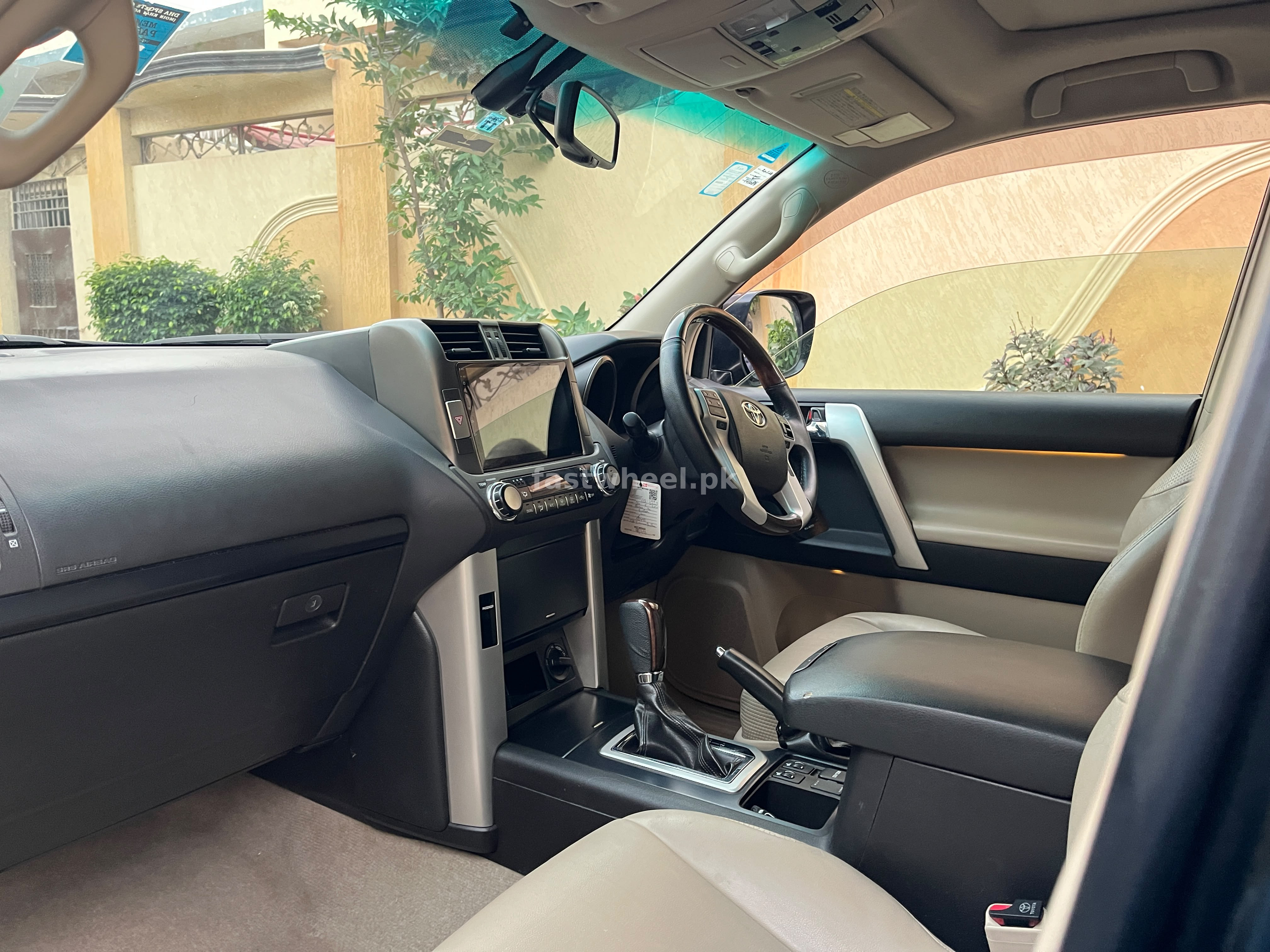 Toyota Prado (2011)