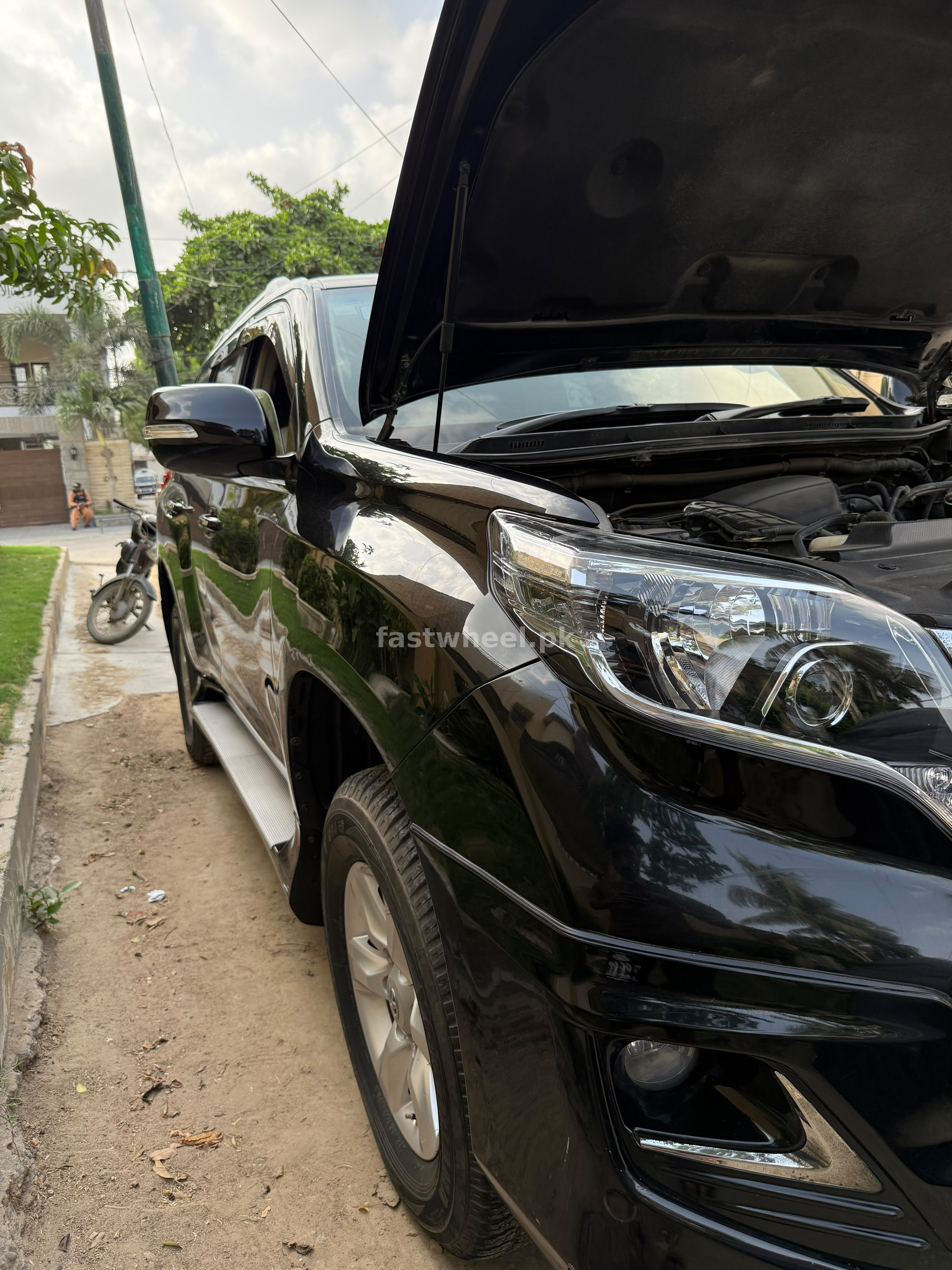Toyota Prado (2011)