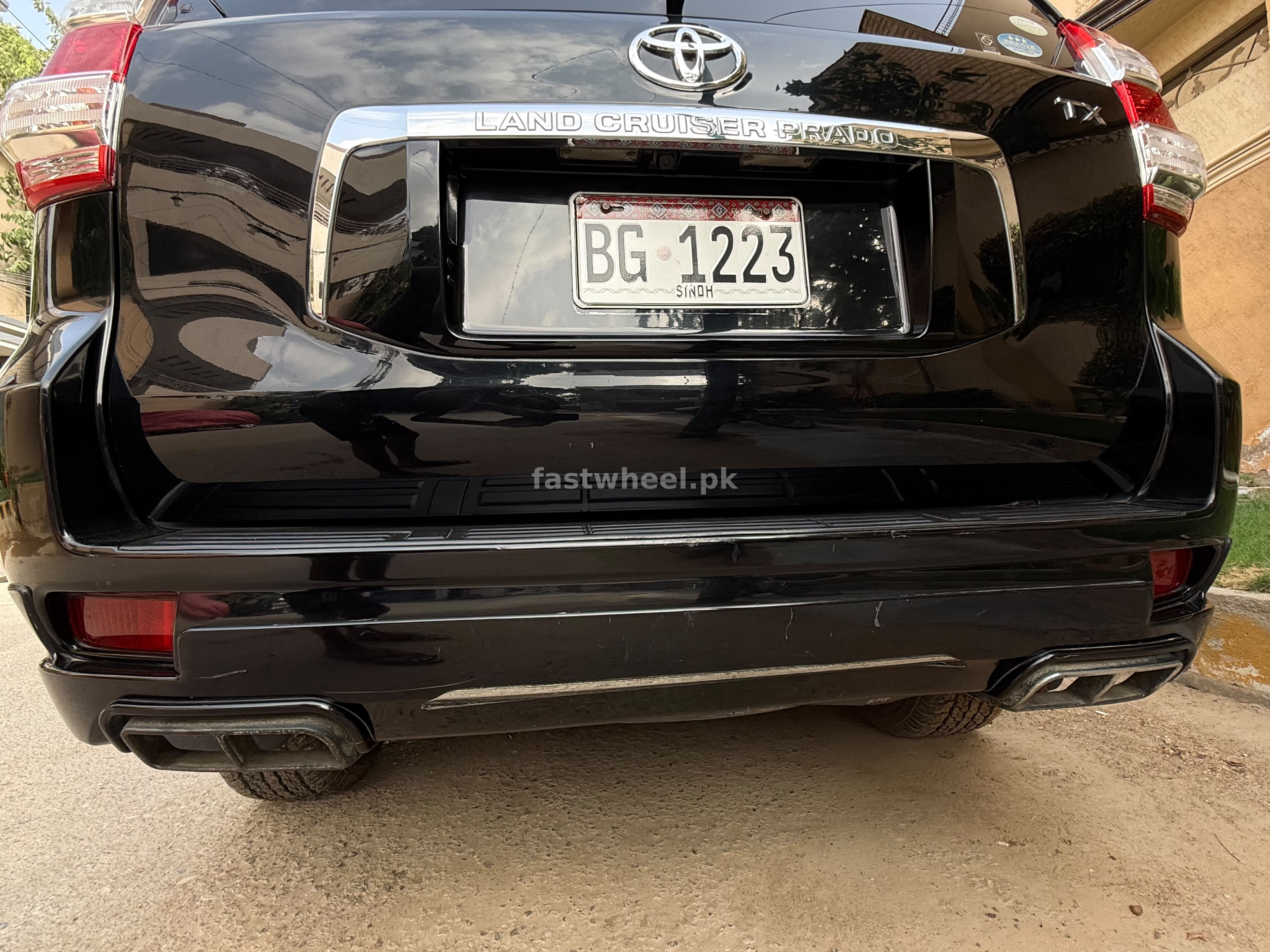 Toyota Prado (2011)