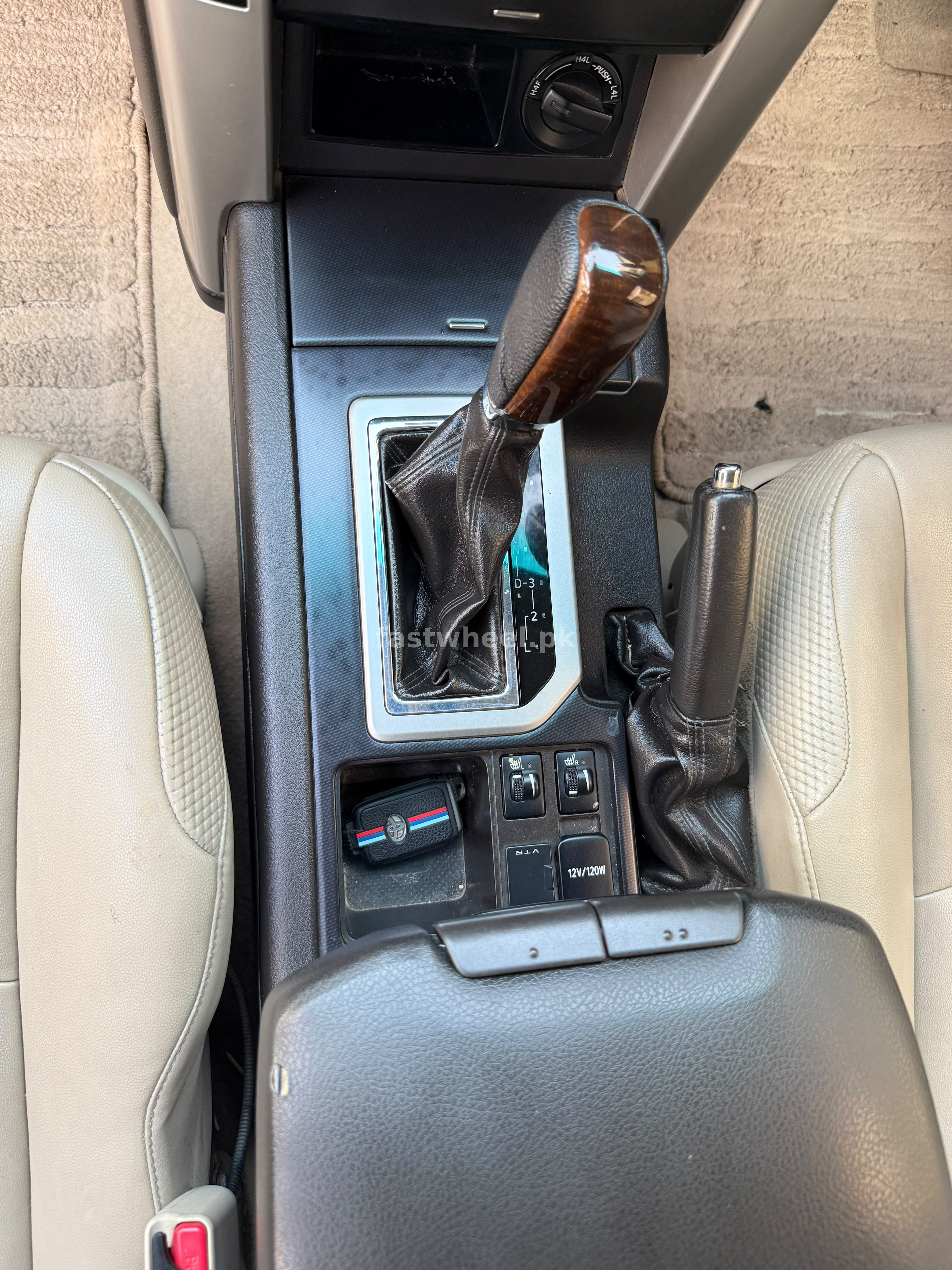Toyota Prado (2011)